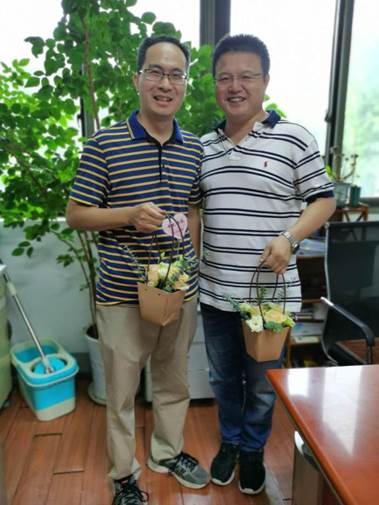 c51c2d3a76440448a2a15420de0fe5d